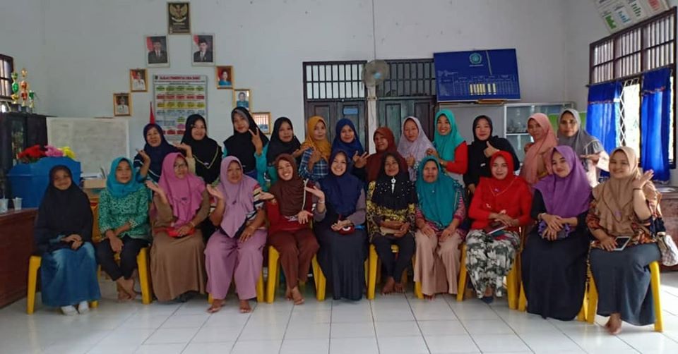 RAPAT PEMBENTUKAN PROGRAM KERJA PKK 2020 DESA BABAT