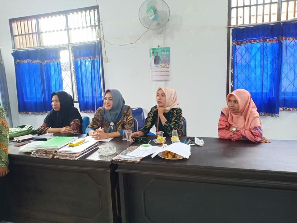 Dalam Rangka Rapat Rutin serta Arisan Bulanan Ibu PKK Desa dan Ibu Perangkat Desa Babat