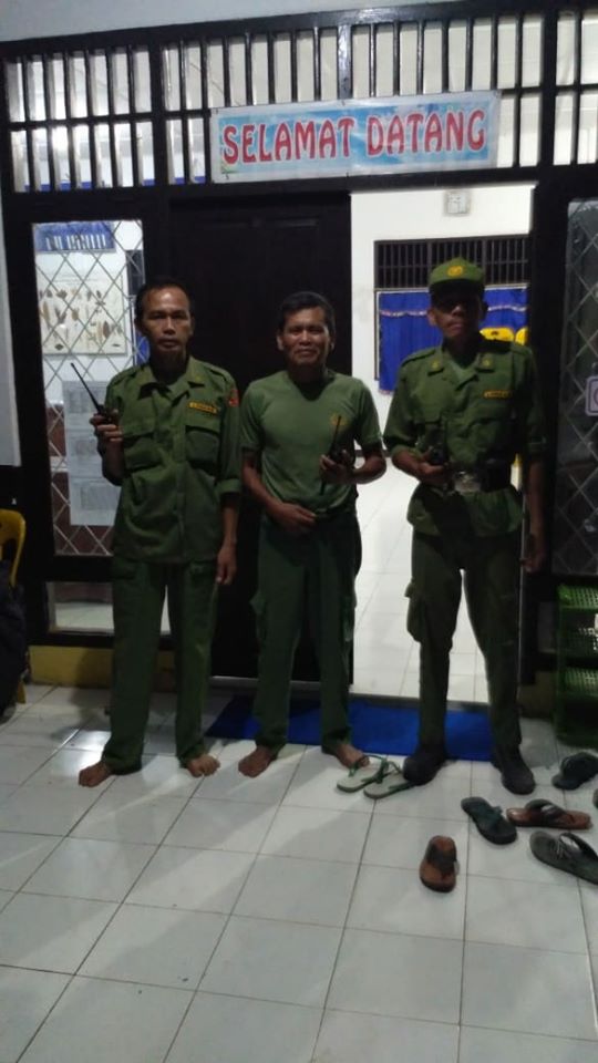 Giat Piket Malam Satuan Perlindungan Masyarakat (SATLINMAS) Desa Babat