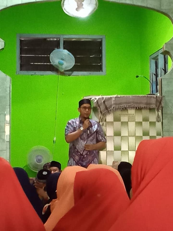 Menghadiri Pertemuan Rutin Bulanan Ibu-ibu Pengajian Majelis Taklim Se Kecamatan Penukal 